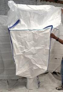 Sac à ensilage de qualité supérieure, grande capacité, avec jupe supérieure, bec verseur inférieur et doublure, pour usage agricole et équine, disponible à prix réduit - Product Image 5