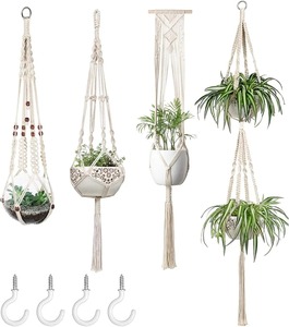 Maceta colgante de algodón tejida a mano para plantas de macramé estilo bohemio para interior, balcón, jardín o decoración del hogar - Product Image 5
