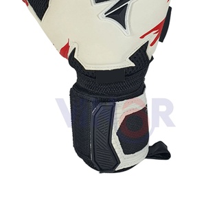 Gants de gardien de but de football personnalisables en cuir de haute qualité, disponibles en tailles pour jeunes et adultes, service OEM - Product Image 4
