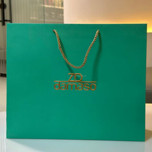 Bolsas de papel con logotipo personalizado de primera calidad para joyero y embalaje de productos cosméticos Elección de proveedor de alta calidad - Product Image 1