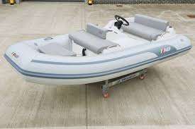 Embarcaciones usadas más vendidas de 2023: AB Inflatables 330 Serie S, 90 CV, tender, con propulsión a chorro de fibra de vidrio, motor intraborda + remolque en venta - Product Image 4