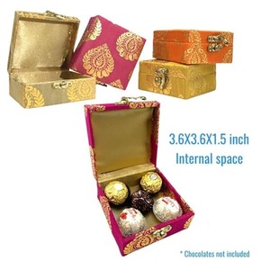 Caja decorativa de brocado Shagun Laddo, joyero para bodas Holi, regalos de devolución y caja de sobre de dinero para ocasiones especiales para invitados - Product Image 6