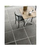 Mosaico de Piso KC Mate de 600x600 mm y 20 mm, de Porcelana, para Exteriores, para Piscinas, Antideslizante, Gris, Acabado Industrial Rugoso, ACCENTS