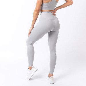 Ensemble de vêtements de sport pour femmes de qualité supérieure, gris, personnalisé, avec soutien-gorge de sport taille haute et leggings longs, ensemble de 2 pièces pour l'entraînement, le yoga et la remise en forme - Product Image 6