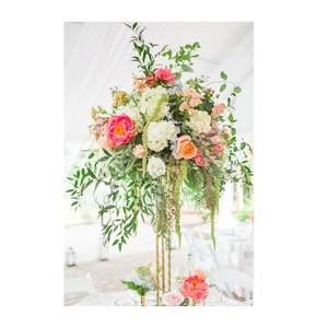 Centro de mesa de boda de hierro decorativo de alta calidad para una decoración de mesa de recepción de boda elegante y elegante con encanto - Product Image 1