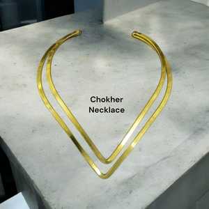 Gargantilla de latón chapado en oro de estilo étnico de moda para mujer 2024, collar de amantes en forma de V, joyería de moda para terceros - Product Image 1