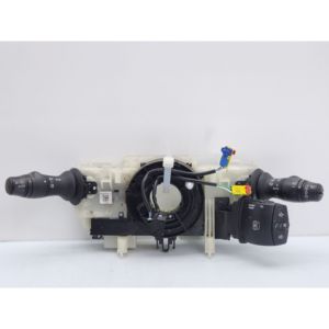 คู่มือการติดตั้งอุปกรณ์เสริม RENAULT Megane Coupe รุ่นที่ 2 255670019R (10>) - Product Image 1