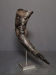 Taza de cerámica de cuerno vikingo festivo hecho a mano para hidromiel y cerveza para fiestas navideñas y alegrías navideñas - Product Image 5