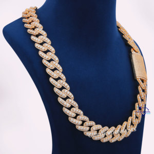 Accessoires de luxe modernes en argent sterling 925 coupe ronde Moissanite diamant 20 MM chaîne cubaine entièrement glacé colliers pour unisexe - Product Image 1