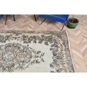 Tapis vintage 5,4 x 8,8 pieds, grand tapis turc, tapis en laine marron à motifs floraux - Product Image 5
