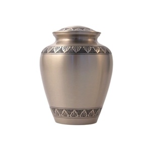 Urnas de cremación de aluminio duraderas y livianas para adultos diseñadas con cuidado para un lugar de descanso final digno - Product Image 5
