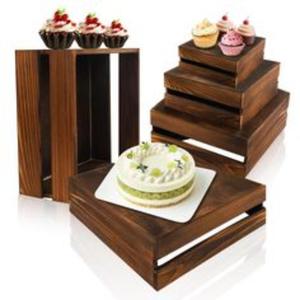 Présentoir à gâteaux en bois de qualité supérieure avec style fermier et finition joliment dégradée pour les tables de desserts de mariage rustiques - Product Image 2