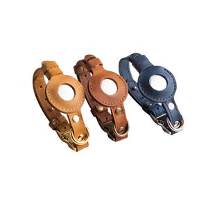 Custom Luxury Genuine Leather <strong>Cat</strong> <strong>Collar</strong> with Rivet Decoration Soft &amp; Durable AirTag Holder - Product Image 3