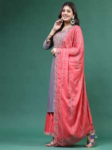 Ensembles Kurta Sharara Dupatta en rayonne grise à col en V pour femmes, vente en gros, meilleure qualité, vêtements ethniques - Product Image 5