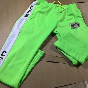 Conjunto Deportivo Casual con Capucha para Hombre, Corte Regular, Estampado con Logotipo Personalizado, Alta Calidad para Adultos - Product Image 3