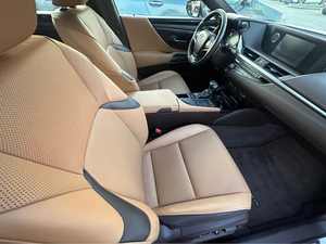 Lexus ES 350 Sedán 2021 Usado en Buen Estado - Product Image 4