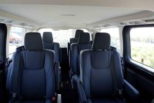 TOYOTA GRANVIA 2023 USADO, Volante a la Izquierda/Derecha - Product Image 4