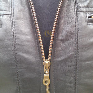 Veste de moto en cuir de haute qualité Personnaliser les vestes en peau de vache pour hommes - Product Image 4