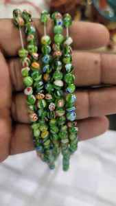 Perles rondes en verre multicolores de haute qualité de 4mm 8mm pour la fabrication de bijoux perles en verre au chalumeau et en cristal magnifiquement conçues en vrac - Product Image 6