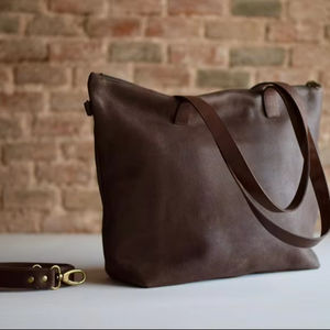 2024 nouveauté sacs fourre-tout en cuir véritable pour femmes fait à la main grand LTB-0056 fourre-tout femme pour un usage quotidien - Product Image 1