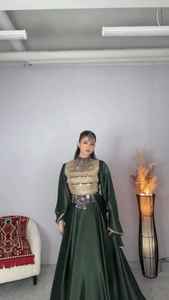 Última Moda en Ropa Tradicional India y Pakistaní, Vestido Afgano Transpirable para Mujer 2024, Nuevo Estilo Cómodo en Color Blanco y Rosa - Product Image 6