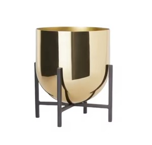 Vase en métal moderne en laiton porte-fleurs décoratif pour la décoration intérieure élégant salon et table à manger centre de table Accent - Product Image 3