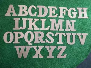 Letras Decorativas de Madera con la Palabra 'HOGAR', Pieza Decorativa Elegante para Sala de Estar y Oficina, Estilo Rústico Moderno - Product Image 3