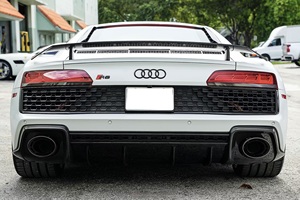 รถยนต์มือสองปี 2023 รุ่น R8 V10 Performance Quattro 5.2L - ซูเปอร์คาร์ไมล์น้อย แพ็คเกจคาร์บอนไฟเบอร์ - Product Image 3