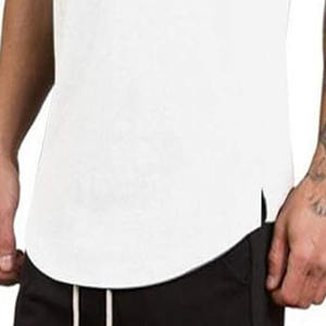 เสื้อกล้ามออกกำลังกายผู้ชายแบบไม่มีแขน รุ่นใหม่ปี 2026 ผ่าข้าง พิมพ์ลายสีพื้น - Product Image 3