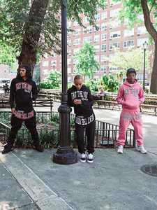 Ensemble de pantalons de survêtement à capuche en coton pour hommes coupe ample unisexe Streetwear brodé personnalisé survêtement survêtement avec pantalon empilé - Product Image 2