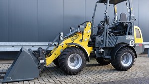รถตักล้อยางขนาดเล็ก Wacker Neuson WL25 สีเหลือง เครื่องยนต์ดีเซล 3 ตัน พร้อมบุ้งกี๋หน้า สำหรับงานก่อสร้าง ฟาร์ม และขนย้ายวัสดุ - Product Image 3