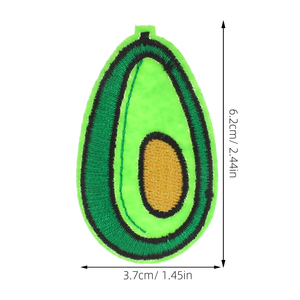 Patchs de broderie à motif alimentaire mignon à coudre en tissu sergé adhésif vert Patch de bonbons d'avocats pour chapeaux vêtements Logo personnalisé - Product Image 2