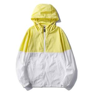 Chaqueta impermeable de verano para hombre y mujer, cortavientos de protección de agua personalizada, chaqueta cortavientos de lluvia elástica para exteriores Unisex - Product Image 2