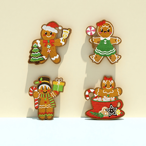แผ่นปักลายขนมปังขิงแบบรีดติดเสื้อผ้าสำหรับเทศกาลวันหยุด - Product Image 1
