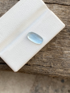 Pierre de cabochons en forme d'aigue-marine naturelle de couleur supérieure avec une pierre précieuse en vrac de bon lustre pour la fabrication de bijoux 1.62 carat - Product Image 5