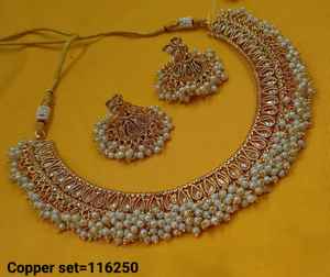 Ensemble de bijoux de mariage traditionnels et à la mode en cuivre indien pour femmes, ensemble de boucles d'oreilles et de collier - Product Image 3
