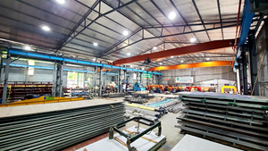 Vente en gros de barres carrées en acier allié SUS304 étiré à froid de qualité supérieure Meilleur prix Approvisionnement direct d'usine avec service de découpe - Product Image 4