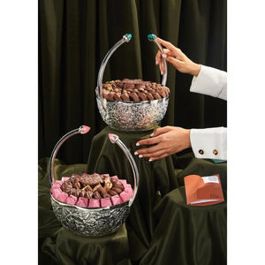 Cuenco redondo de Metal hecho a mano para chocolate con decoración para fiesta de boda, soporte para postres y platos, decoración moderna, cuenco para servir - Product Image 3