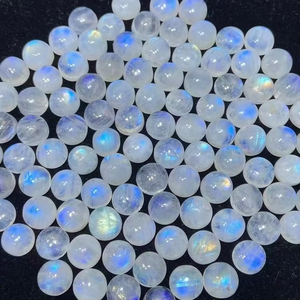 Cabochon de forme ronde calibré en pierre de lune arc-en-ciel naturel pour la fabrication de bijoux de pierres précieuses en vrac de haute qualité - Product Image 1
