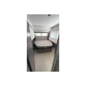 Velero Leopard 53 Powercat con un Rendimiento y Estilo Inigualables - Product Image 4