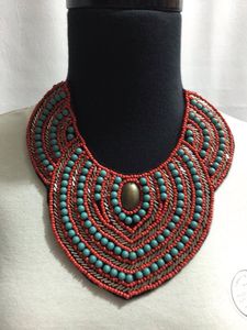 สร้อยคอปักลายวินเทตประกายลูกปัดแก้ว - Product Image 2