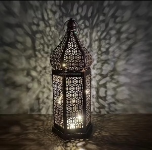 Linternas de velas marroquíes de Metal blanco antiguo para decoración del hogar para Ramadán y EID Linternas colgantes y de piso - Product Image 5