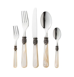 Ensemble de couverts en métal le plus vendu finition argentée avec poignée en résine marron pour la maison et le mariage ensemble de couverts de vaisselle - Product Image 4