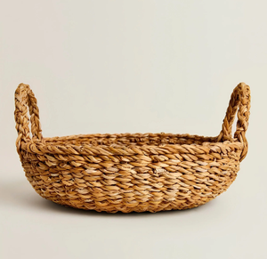 Vietnam Handwoven Eco-Friendly Seagrass Serving Tray with Ring Handle for Home Use with Fruit and Vegetables - Product Image 2