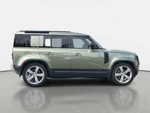 ¡Bajo Presupuesto! Defender110 P400 S AWD 2024 Usado, Motor 3L I6, Transmisión Automática de 6 Velocidades, Asientos de Cuero, SUV/Crossover - Product Image 4