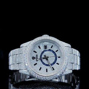 Montre de luxe en acier inoxydable avec moissanite bleue polie, mouvement à quartz, sertissage pavé, batterie 1 an, idéale pour les occasions spéciales - Product Image 1