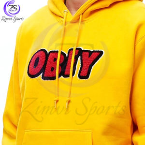 Vêtements pour adultes avec tarif de gros Conception unique Personnalisez votre propre logo en broderie chenille Sweats à capuche de style pull en coton - Product Image 5