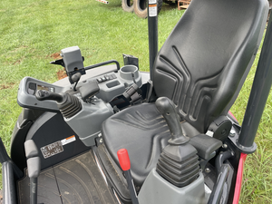 Nueva Miniexcavadora Yanmar ViO35-6A 2023 con Componentes Hidráulicos Eaton Shimadzu para Motor de Alta Potencia de Excavación - Product Image 5