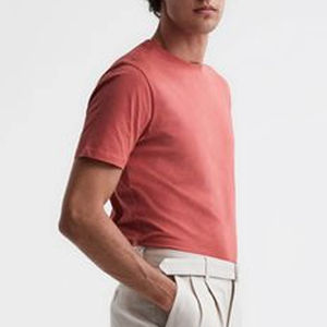 Camiseta de manga corta de ultra algodón para hombre Diseños de transferencia de calor personalizados en el bolsillo delantero Su propia marca Patrón sólido para adultos - Product Image 2