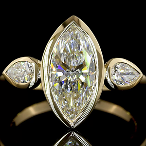 Bague en or jaune 18 carats de haute qualité avec trois pierres de moissanite de 2,52 carats, forme marquise, commande en gros, fournisseur en gros, OEM, ODM, exportation - Product Image 2